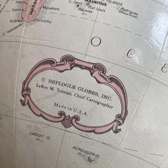 Vintage Globe - Picture 9 of 10